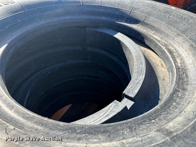 image for item OA9713 (4) 395/85R20 Michelin tires