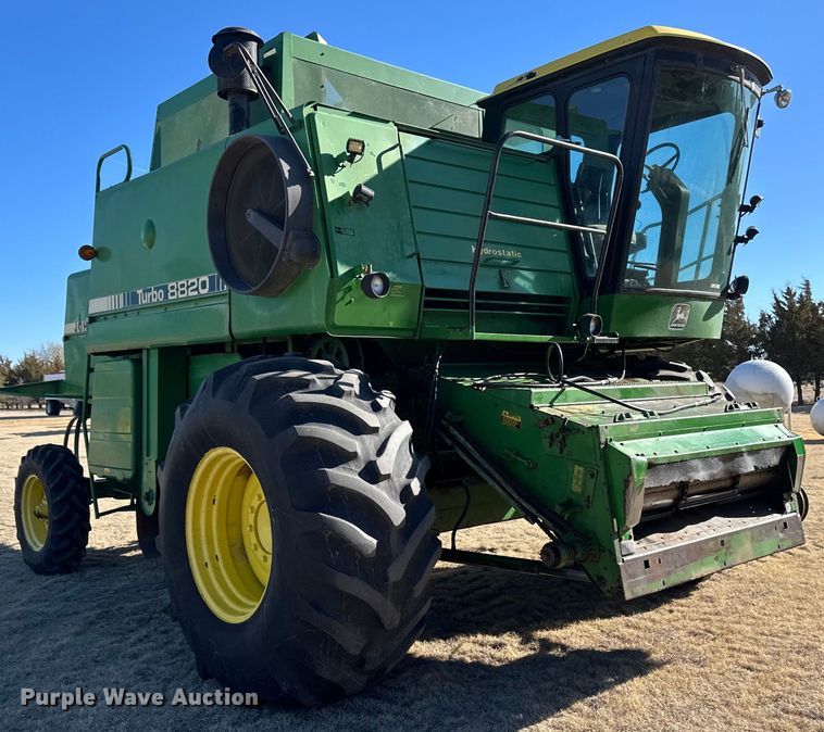 image for item OA9717 1983 John Deere 8820 Turbo combine