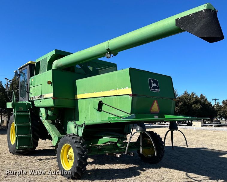 image for item OA9717 1983 John Deere 8820 Turbo combine