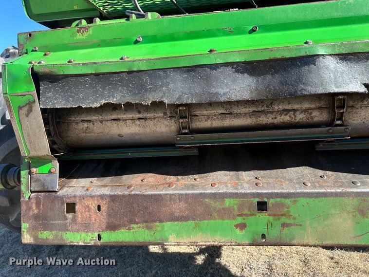 image for item OA9717 1983 John Deere 8820 Turbo combine