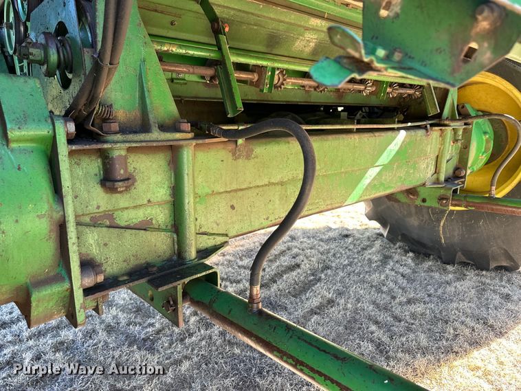 image for item OA9717 1983 John Deere 8820 Turbo combine