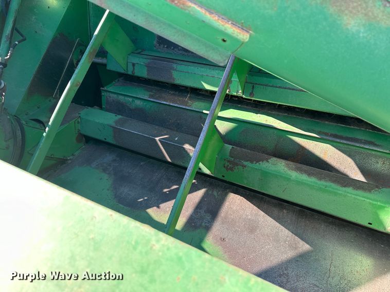 image for item OA9717 1983 John Deere 8820 Turbo combine