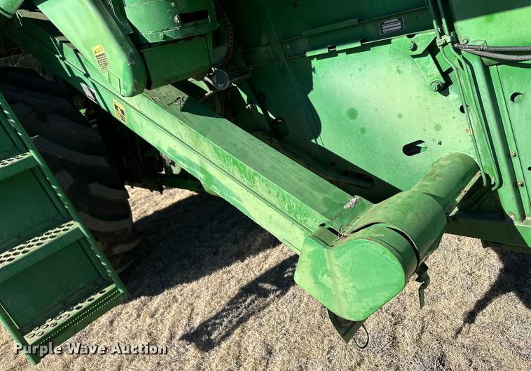 image for item OA9717 1983 John Deere 8820 Turbo combine
