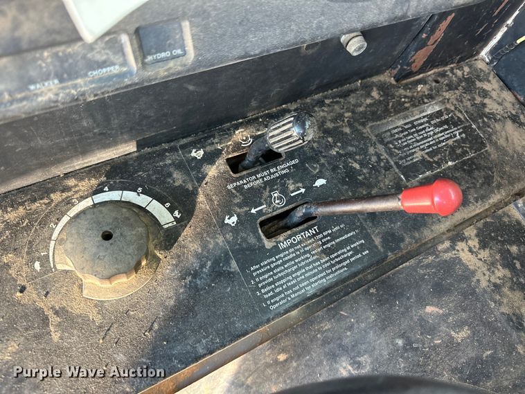 image for item OA9717 1983 John Deere 8820 Turbo combine