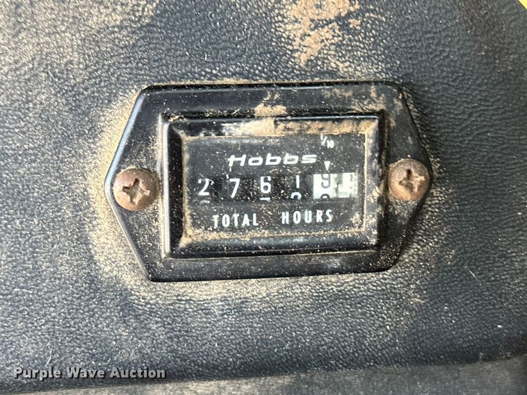 image for item OA9717 1983 John Deere 8820 Turbo combine