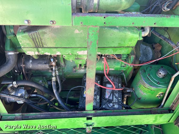image for item OA9717 1983 John Deere 8820 Turbo combine