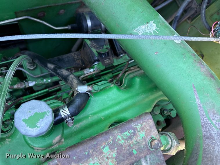 image for item OA9717 1983 John Deere 8820 Turbo combine