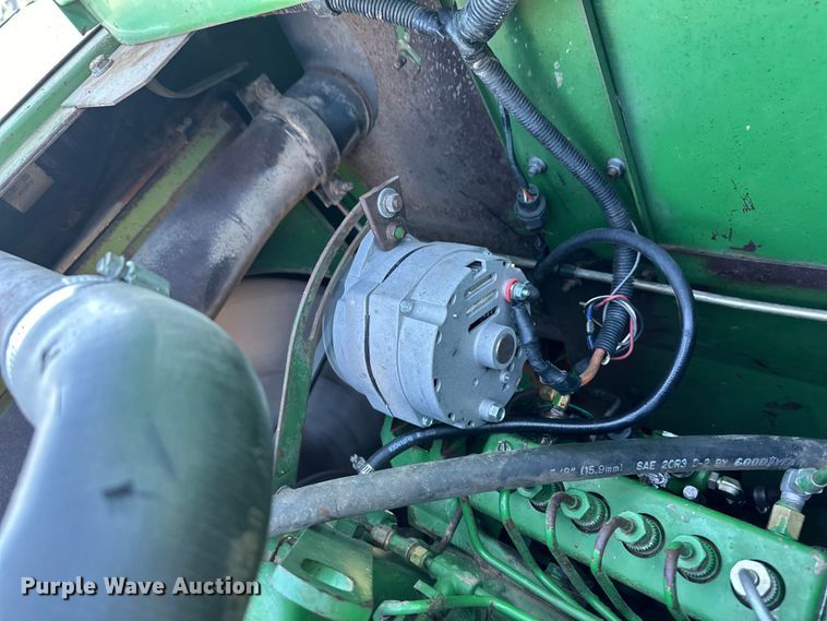 image for item OA9717 1983 John Deere 8820 Turbo combine