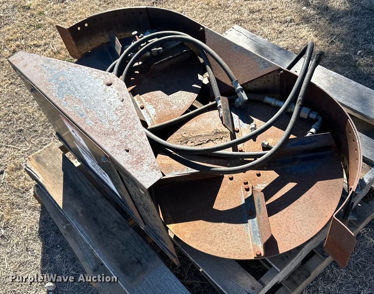 image for item OA9717 1983 John Deere 8820 Turbo combine