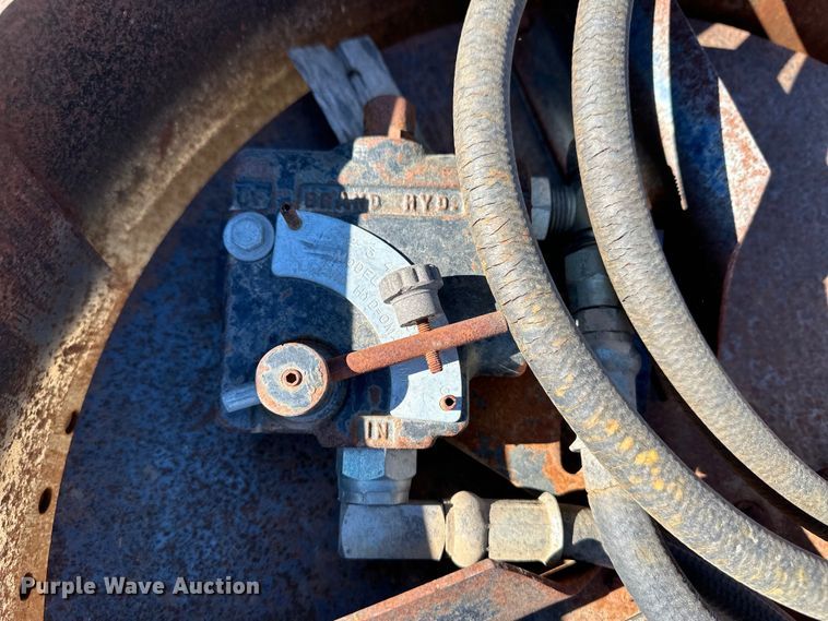 image for item OA9717 1983 John Deere 8820 Turbo combine