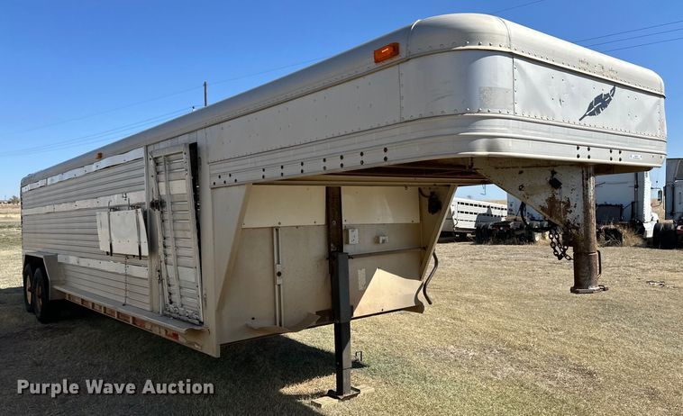 image for item OA9747 1992 Featherlite livestock trailer