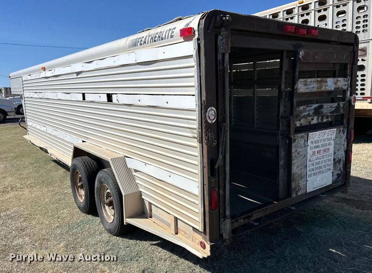 image for item OA9747 1992 Featherlite livestock trailer