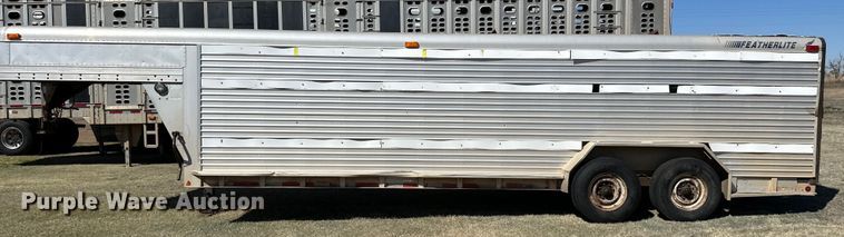 image for item OA9747 1992 Featherlite livestock trailer