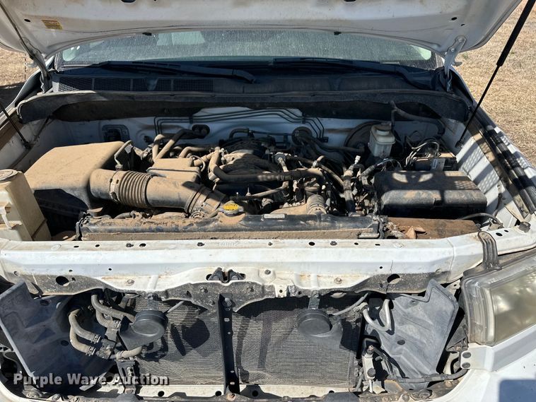 image for item OI9274 2011 Toyota Tundra Double Cab pickup truck