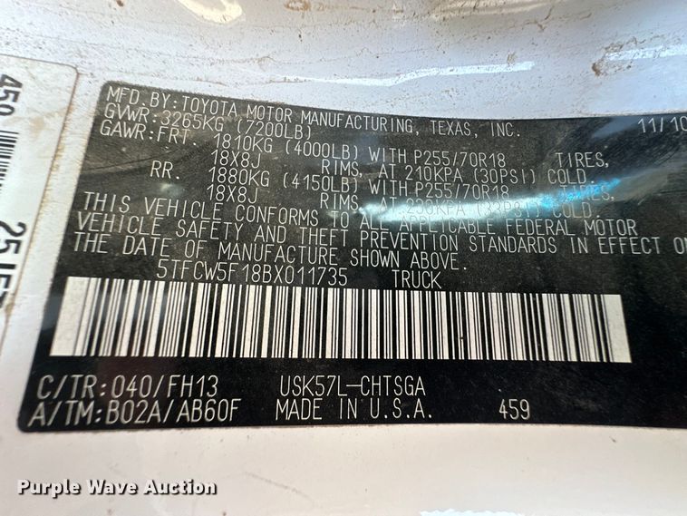 image for item OI9274 2011 Toyota Tundra Double Cab pickup truck