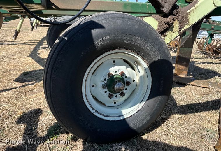 image for item OI9276 Quinstar sweep plow