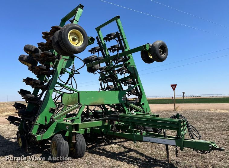 image for item OI9277 John Deere 1850 air seeder