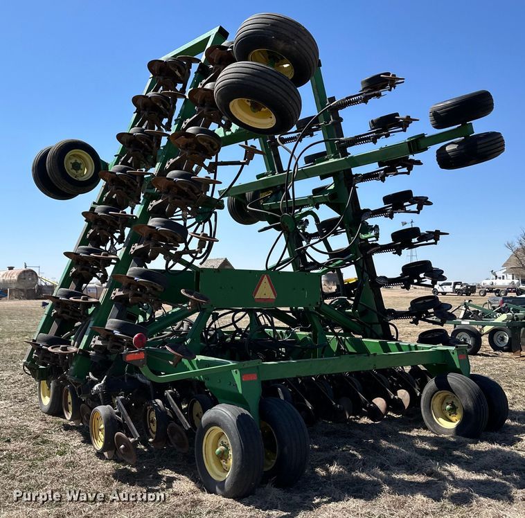 image for item OI9277 John Deere 1850 air seeder