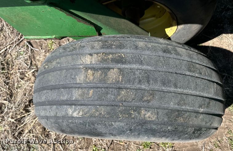 image for item OI9277 John Deere 1850 air seeder