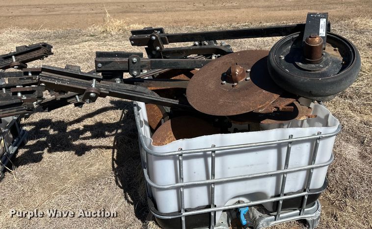 image for item OI9278 (33) Waco fertilizer knives