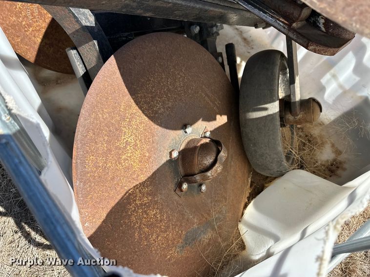 image for item OI9278 (33) Waco fertilizer knives