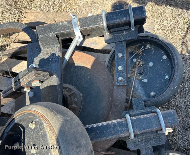 image for item OI9278 (33) Waco fertilizer knives