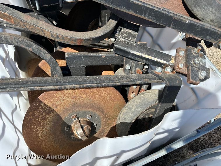 image for item OI9278 (33) Waco fertilizer knives