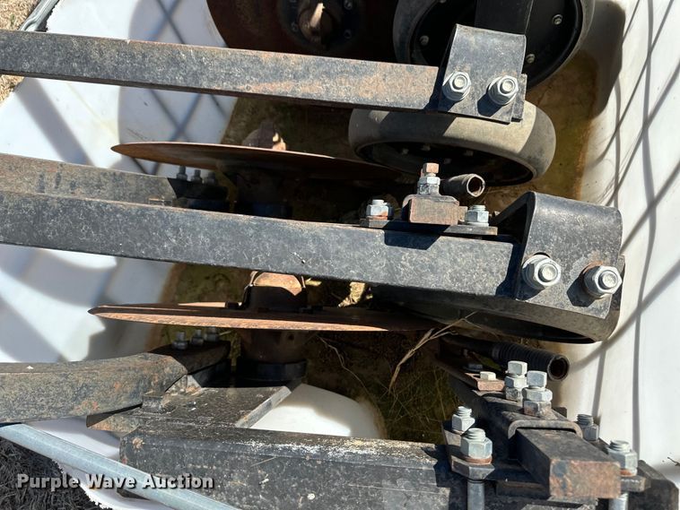 image for item OI9278 (33) Waco fertilizer knives