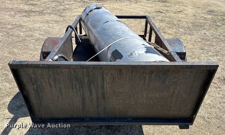 image for item OI9283 Shop built tank trailer