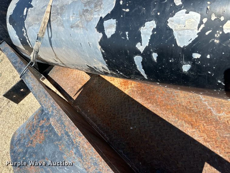 image for item OI9283 Shop built tank trailer