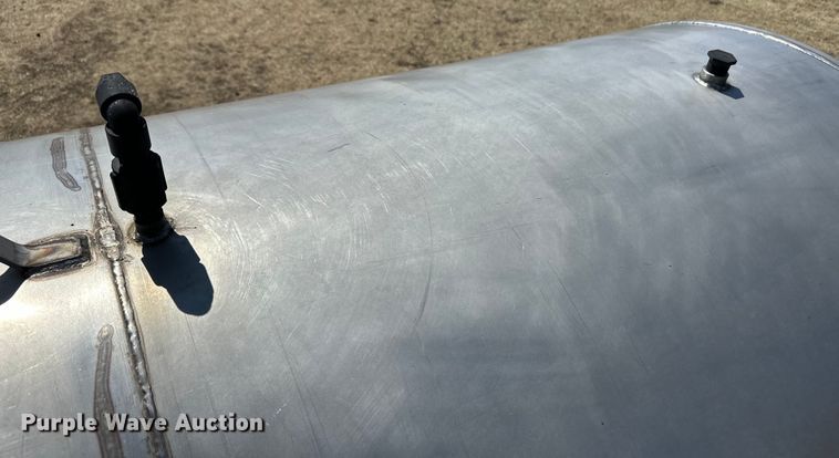 image for item OI9286 Shop built tank trailer