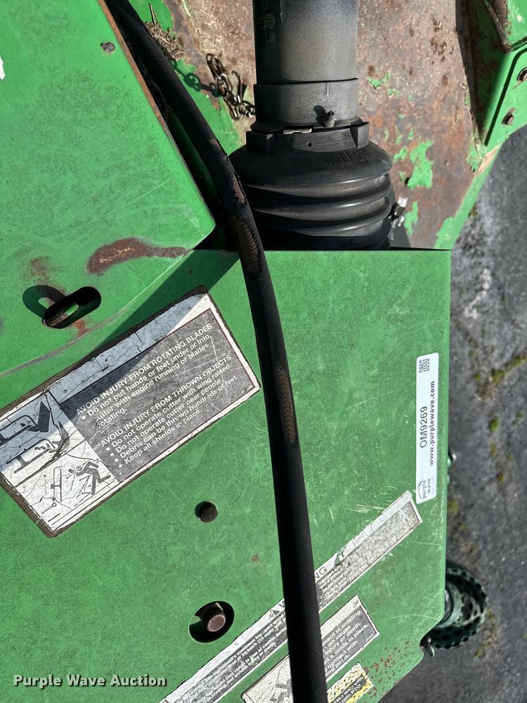 image for item OM9269 2007 John Deere HX15 batwing rotary mower