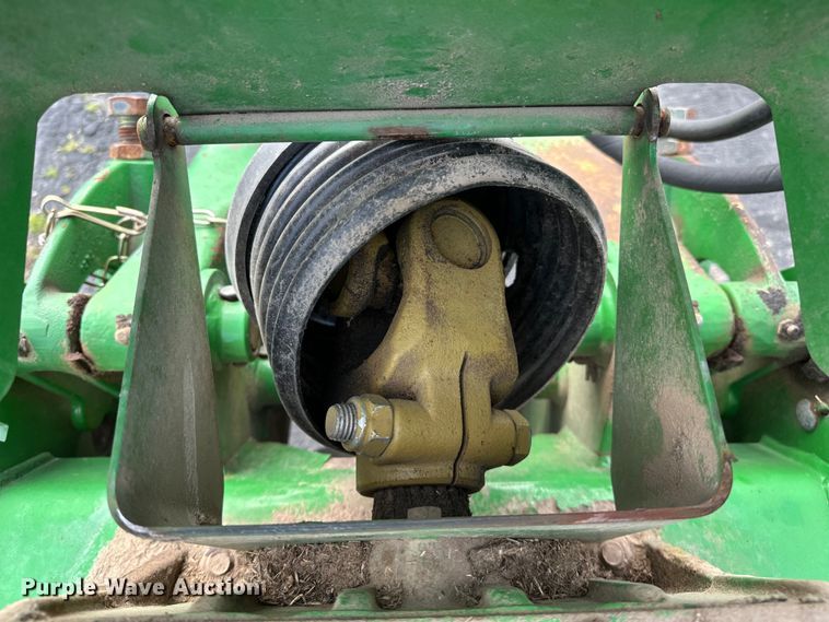 image for item OM9269 2007 John Deere HX15 batwing rotary mower