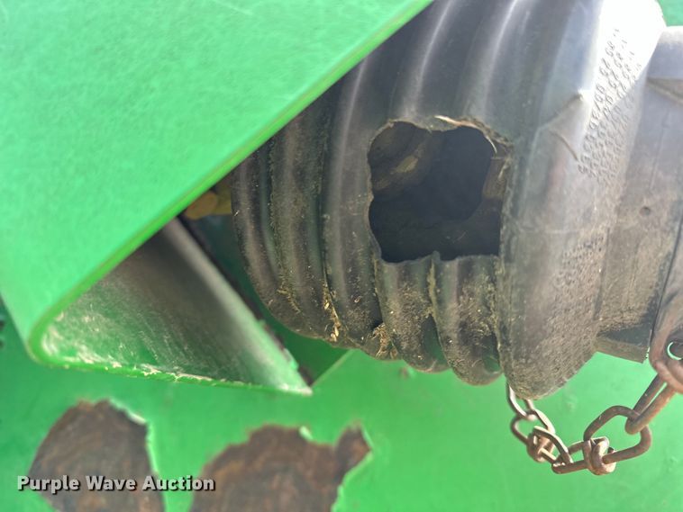 image for item OM9269 2007 John Deere HX15 batwing rotary mower