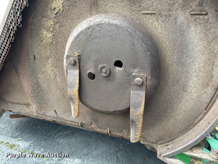 image for item OM9269 2007 John Deere HX15 batwing rotary mower
