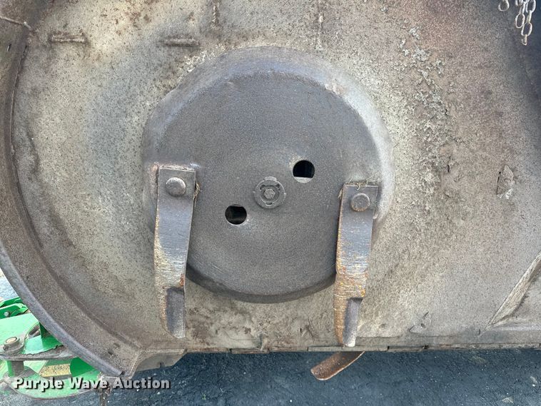 image for item OM9269 2007 John Deere HX15 batwing rotary mower
