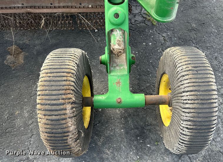 image for item OM9269 2007 John Deere HX15 batwing rotary mower