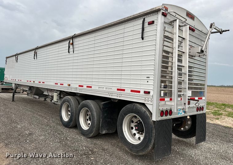 image for item OM9271 2018 Timpte  Super Hopper  grain trailer