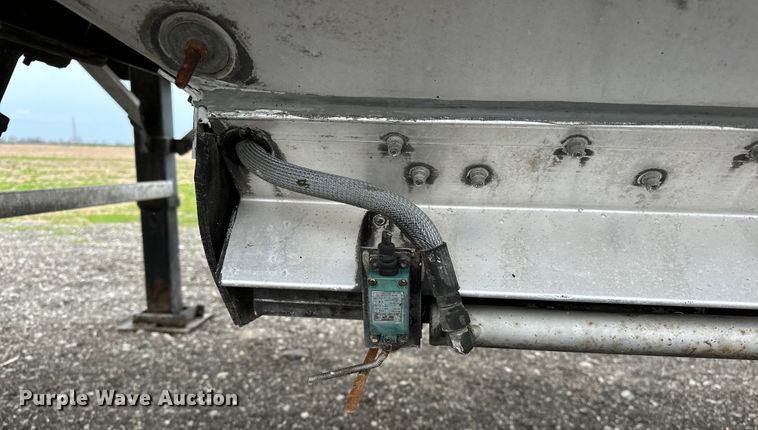 image for item OM9271 2018 Timpte  Super Hopper  grain trailer