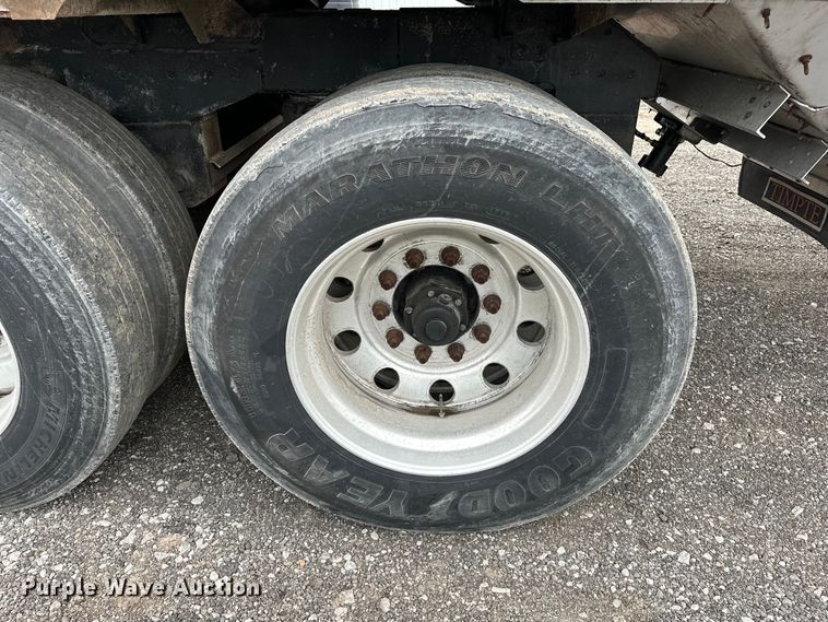 image for item OM9271 2018 Timpte  Super Hopper  grain trailer