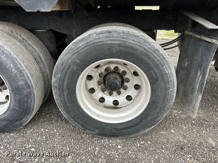 image for item OM9271 2018 Timpte  Super Hopper  grain trailer