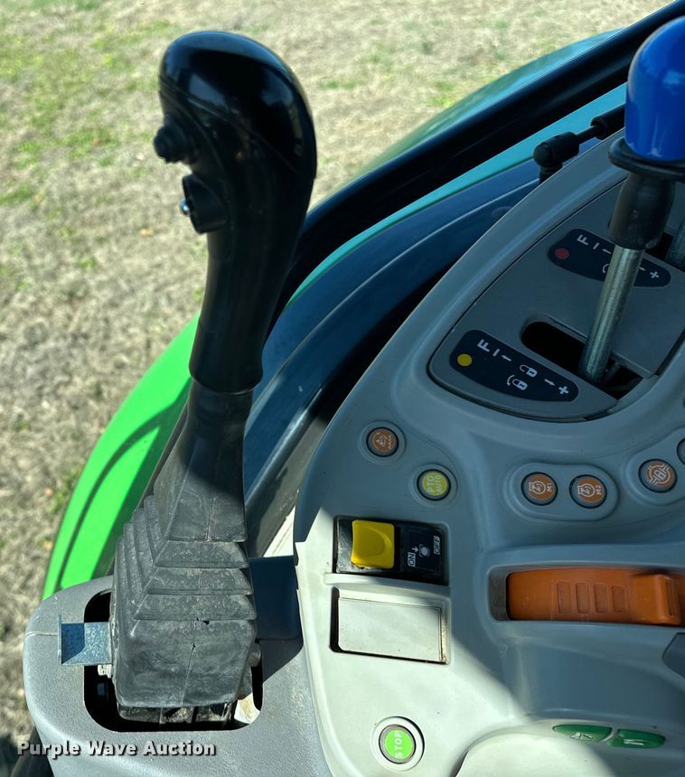 image for item OM9304 2017 Deutz-Fahr 5125 MFWD tractor