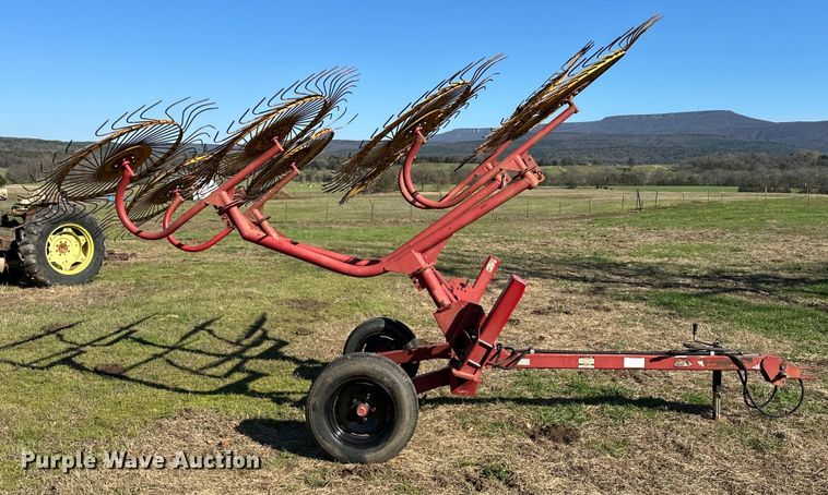 image for item OM9305 Sitrex H-90V8 hay rake