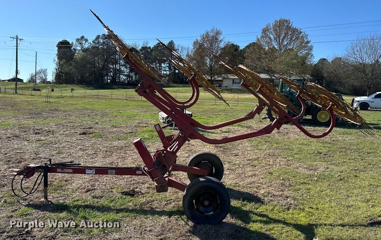 image for item OM9305 Sitrex H-90V8 hay rake