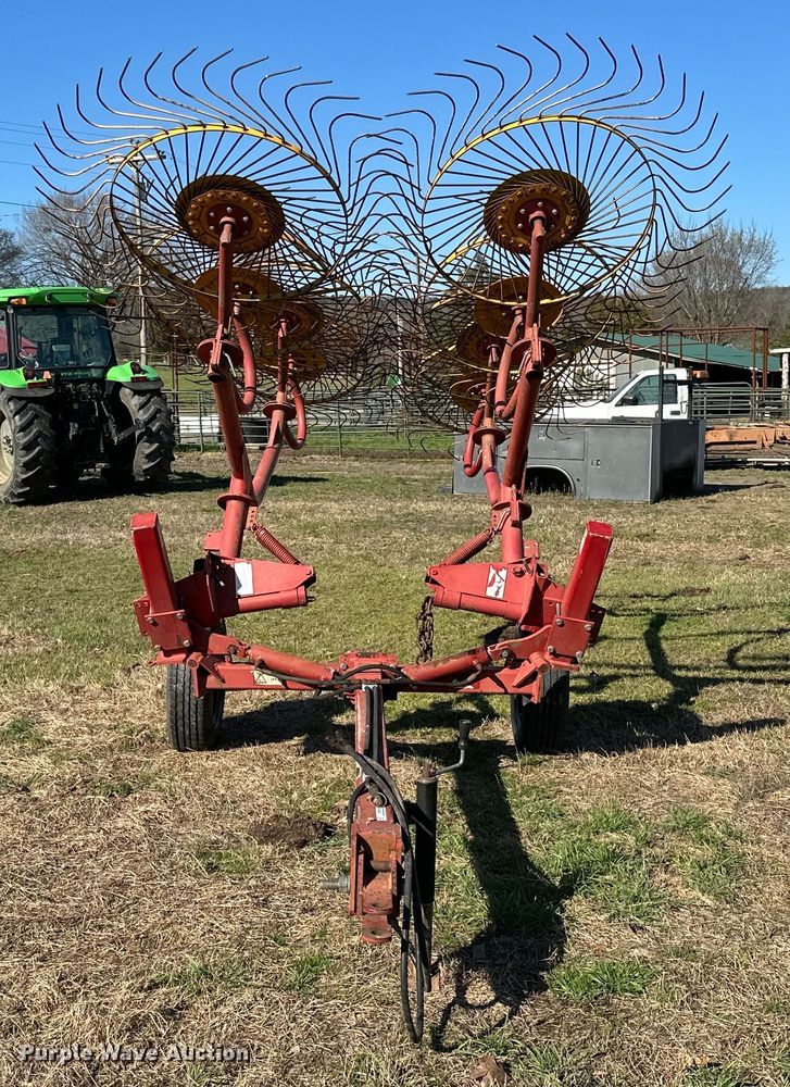 image for item OM9305 Sitrex H-90V8 hay rake