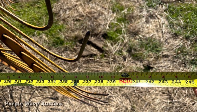 image for item OM9305 Sitrex H-90V8 hay rake