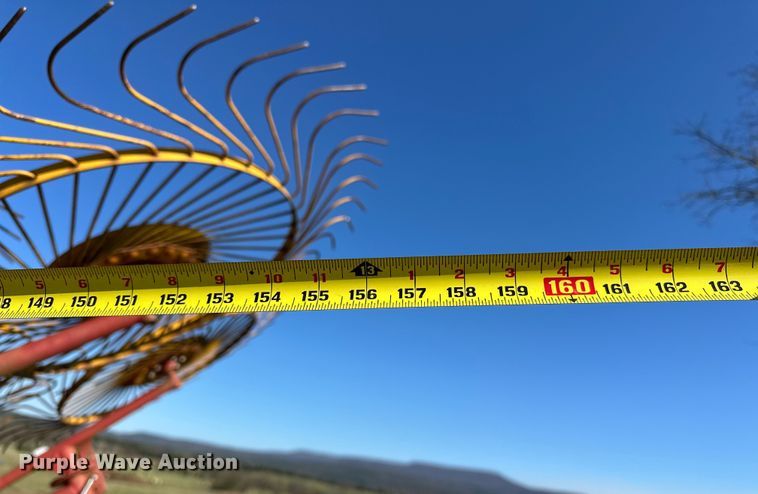 image for item OM9305 Sitrex H-90V8 hay rake