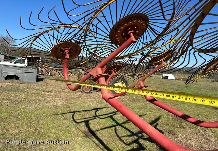 image for item OM9305 Sitrex H-90V8 hay rake