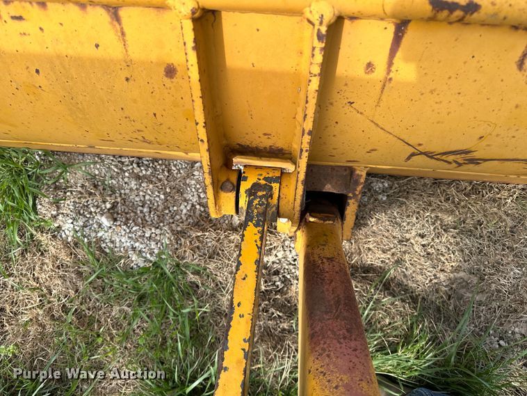 image for item OM9337 John Deere  401D loader
