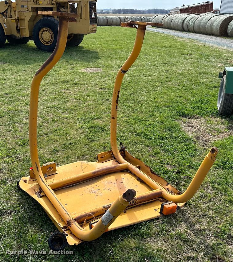 image for item OM9337 John Deere  401D loader